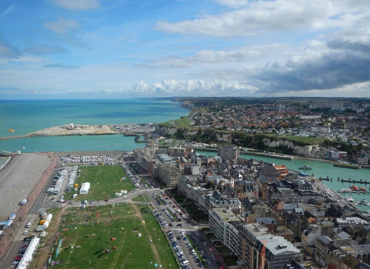 شقة L'Horizon Bleu - Vue Panoramique & Proche Plage - Espace & Confort دْييب المظهر الخارجي الصورة